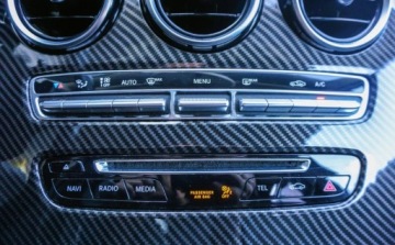 Mercedes Klasa C W205 2017 Mercedes-Benz Klasa C Mercedes-Benz C180d 1.6 Diesel 116KM, zdjęcie 21