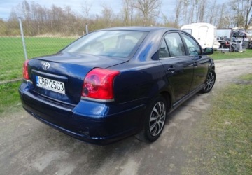 Toyota Avensis II Sedan 1.8 VVT-i 129KM 2004 Toyota Avensis 1.8ben,klima,zarejestrowana 1.8 Benzyna 129KM, zdjęcie 8