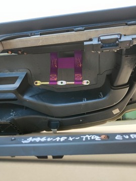 DESKA ROZDĚLOVAČE KONZOLA KOKPIT JAGUAR X-TYPE EVROPA