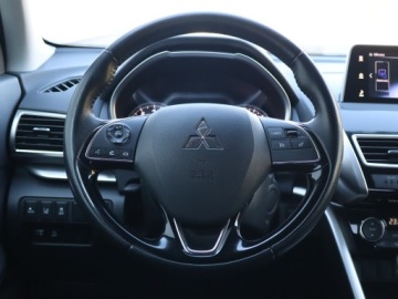 Mitsubishi Eclipse Cross SUV 1.5 T 163KM 2018 Mitsubishi Eclipse Cross 1.5 T-MIVEC, zdjęcie 14