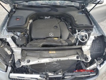 Mercedes GLC C254/X254 2022 Mercedes-Benz GLC 2022 r., 2,0L 300 4MATIC 2.0 Benzyna 248KM, zdjęcie 11