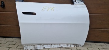 DVEŘE PRAVÉ PŘEDNÍ KIA EV6 PĚKNÝ