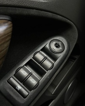 Ford C-MAX I 2.0 Duratec 145KM 2008 Ford C-MAX Automat Czujniki Alu Warszawa 2.0 Benzyna 145KM, zdjęcie 16