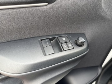 Toyota Yaris IV Hatchback 1.0 VVT-i 72KM 2022 Toyota Yaris 1.0 Comfort IV (2020-) Toyota Yaris C, zdjęcie 16