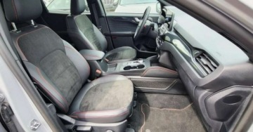 Ford Kuga III SUV Plug-In 2.5 EcoBlue 225KM 2023 Ford Kuga Ford Kuga III Ford Kuga 2.5 Plug-In Hybrid 225 Km ST-Line Przeb, zdjęcie 12