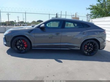 Lamborghini Urus 2024 Lamborghini Urus S 2024 4.0l 4.0 Benzyna 657KM, zdjęcie 2