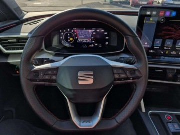 Seat Leon IV Hatchback 1.5 eTSI (MHEV) 150KM 2024 Seat Leon Seat Leon FR1.5 150 kmsalon pltop wyposazenie 1.5 Benzyna, zdjęcie 26