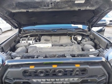 Toyota Tundra II 2022 Toyota Tundra 2022r., SR5, od ubezpieczalni 3.4 Benzyna 389KM, zdjęcie 11