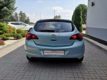 Opel Astra J Hatchback 5d 1.6 Twinport ECOTEC 115KM 2010 Opel Astra 1,6 16v Klimatronik Isofix Tempomat Alu, zdjęcie 6