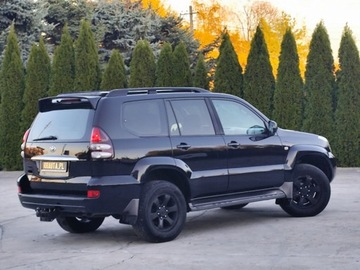 Toyota Land Cruiser IV 2006 Toyota Land Cruiser 3.0d4d napedy dvd w podsufitce zabezpieczon antykorozy, zdjęcie 35