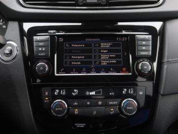 Nissan X-Trail III Terenowy Facelifting 1.3 DIG-T 158KM 2021 Nissan X-Trail 1.3 DIG-T, Salon Polska, zdjęcie 11