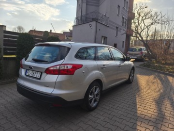 Ford Focus III Kombi Facelifting 1.0 EcoBoost 125KM 2014 Ford Focus LIVT stan BDB, zdjęcie 7