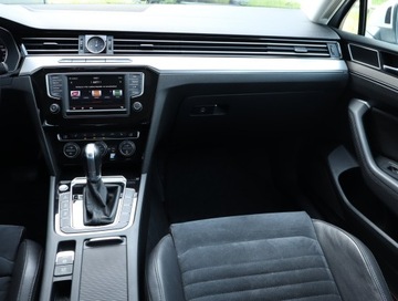Volkswagen Passat B8 Limousine 2.0 TSI BlueMotion Technology 220KM 2015 VW Passat 2.0 TSI, Salon Polska, Serwis ASO, zdjęcie 7