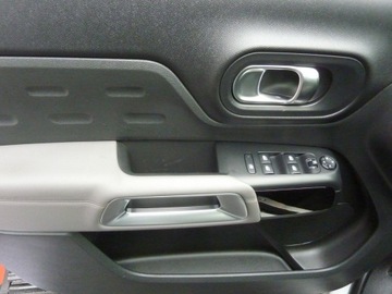 Citroen C5 Aircross SUV 1.5 BlueHDI 131KM 2020 Citroen C5 Aircross SHINE*1.5Hdi, zdjęcie 33