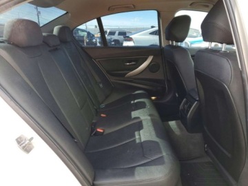 BMW Seria 3 G20-G21 2018 BMW Seria 3 320i 2018 2.0 Benzyna 180KM, zdjęcie 10