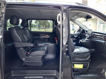 Mercedes Klasa V W447 Ekstra Długi 250 BlueTEC 190KM 2015 MERCEDES-BENZ V 250 d 2.1l diesel 190KM * Avantgarde * Bezwypadkowy * ASO, zdjęcie 35