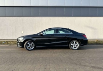 Mercedes CLA C117 Coupe 1.6 180 122KM 2014 Mercedes-Benz CLA Mercedes-Benz CLA 180 Urban 1.6 Benzyna 122KM, zdjęcie 2
