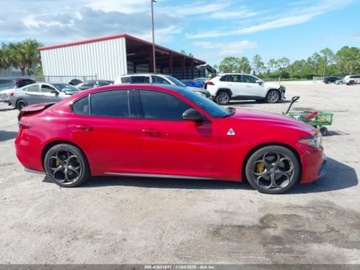 Alfa Romeo Giulia II Sedan 2.0 TBi 280KM 2018 Alfa Romeo Giulia Ti Sport 2018 2.0l 2.0 Benzyna 280KM, zdjęcie 6