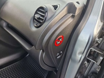 Opel Meriva II Mikrovan 1.4 Turbo ECOTEC 120KM 2010 Opel Meriva Kamera Cofania Aluminiowe felgi 1.4 Benzyna 120KM, zdjęcie 17