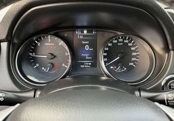 Nissan Qashqai II Crossover 1.6 dCi 130KM 2016 Nissan Qashqai panorama, kamera cofania, nawigacja 1.6 Diesel 130KM, zdjęcie 22