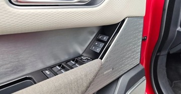 Land Rover Range Rover Velar SUV 2.0 SD4 240KM 2017 Land Rover Range Rover Velar Velar R-Dynamic HSE FV23 2.0 Diesel 240KM, zdjęcie 29