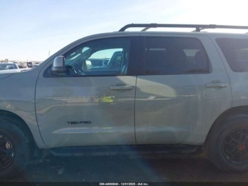 Toyota Sequoia II 2022 Toyota Sequoia Trd Pro 2022 5.7 Benzyna 381KM, zdjęcie 2
