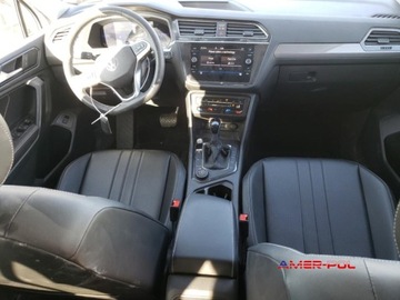 Volkswagen Tiguan II 2022 Volkswagen Tiguan 2022 r., 2,0L SE 4x4 2.0 Benzyna 184KM, zdjęcie 8