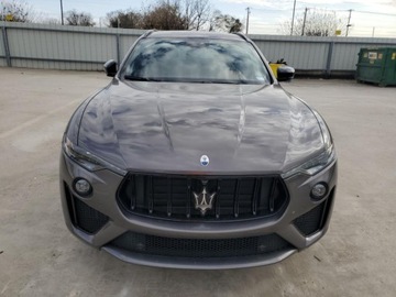 Maserati Levante 2022 Maserati Levante Modena 2022 3.8l 3.8 Benzyna 550KM, zdjęcie 5