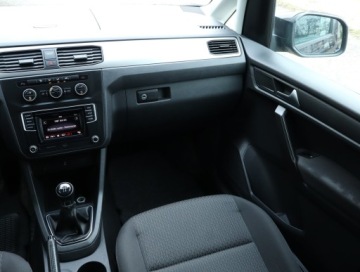 Volkswagen Caddy IV Kombi Maxi 2.0 TDI SCR BlueMotion Technology 102KM 2016 VW Caddy 2.0 TDI, Salon Polska, Klima, zdjęcie 7