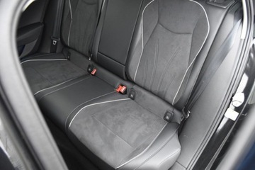 Volkswagen Passat B8 Variant Facelifting 2.0 TDI SCR 150KM 2024 Volkswagen Passat 2.0TDI 150KM Elegance IQ.Drive HAK Masaz ACC Kamera360 A, zdjęcie 31