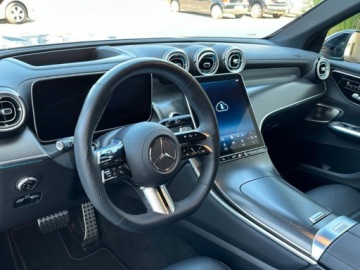 Mercedes GLC C254/X254 Coupe 2.0 200 204KM 2026 Coupe 200 4M Pakiet AMG Premium Plus + Zimowy + Hak z ESP, zdjęcie 4