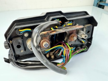 APRILIA TUAREG 125 СЧЕТЧИК ФАР СПИДОМЕТР