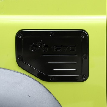 KRYT PLNĚNÍ PALIVA DO VOZIDLA SUZUKI JIMNY JB64 JB74 ČERNÁ