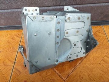 КРЕПЛЕНИЕ АККУМУЛЯТОРА BMW K1200 RS