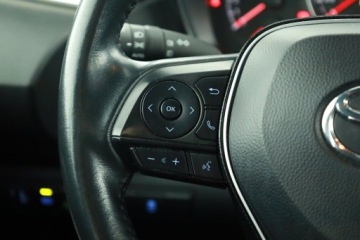 Toyota Corolla XII TS Kombi 1.2 Turbo D-4T 116KM 2021 Toyota Corolla 1.2 Turbo, Salon Polska, zdjęcie 12