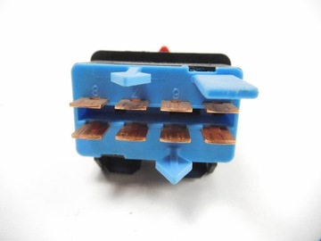 ВЫКЛЮЧАТЕЛЬ АВАРИЙНОЙ ЛАМПЫ AMAROK POLO III