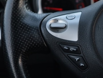 Nissan Juke I SUV 1.6 DIG-T 190KM 2011 Nissan Juke 1.6 DIG-T, Navi, Klima, Klimatronic, zdjęcie 15