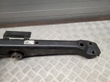 Dodge Challenger 7P5399225D Лапы передние, опоры