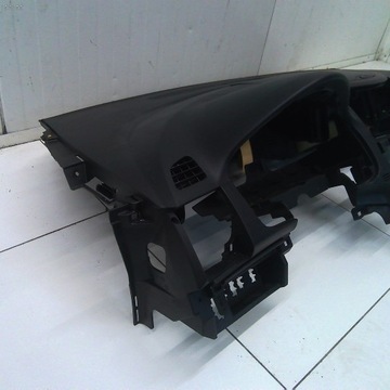 DESKA ROZDĚLOVAČE MITSUBISHI GRANDIS 2006