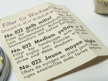 Ч/Б: желтый колпачковый фильтр 30 мм, коробка, инструкция.