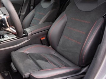 Mercedes Klasa A W177/V177 Hatchback Facelifting 1.3 200 163KM 2025 MERCEDES-BENZ A Klasa 200 AMG Line 1.3 (163KM) 2025, zdjęcie 6