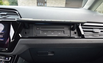 Volkswagen Touran III 2.0 TDI SCR 190KM 2019 Volkswagen Touran 2,0 TDI 190 KM 7 Osobowy FULL LED HIGH-LINE Alcantara Na, zdjęcie 33