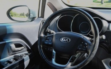Kia Rio III Sedan Facelifting 1.2 DOHC CVVT 84KM 2015 Kia Rio GWARANCJA, 2015r, 1.2 Benzyna 84KM, Niski przebieg, Ladnie utrzyma, zdjęcie 9