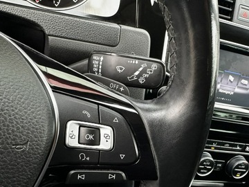 Volkswagen Golf VII Variant 2.0 TDI CR DPF BlueMotion Technology 150KM 2015 Volkswagen Golf LED, Bixenon, Półskóra, Navi,, zdjęcie 21