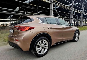 Infiniti Q30 1.6T 122KM 2016 Infiniti Q30 Infiniti Q30 1.6t Premium 1.6 Benzyna 122KM, zdjęcie 3