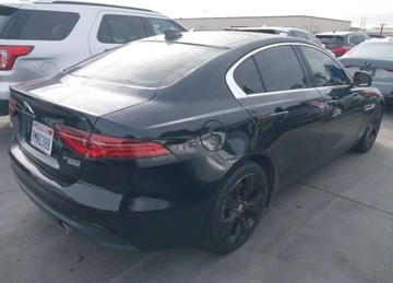 Jaguar XE Sedan Facelifting 2.0 i4P 250KM 2020 Jaguar XE JAGUAR XE S RWD AUTOMATIC 2.0 Benzyna 250KM, zdjęcie 2