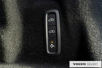 Volvo XC60 II 2023 Volvo XC 60 B5 AWD Ultimate Dark, DEMO!, zdjęcie 10