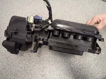NISSAN NOTE 06-12 1,4 I POUZDRO FILTRU VZDUCHU