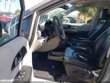 Chrysler Pacifica II 2018 Chrysler Pacifica 2018 CHRYSLER PACIFICA HYBRID LIMITED 3.6 Benzyna 260KM, zdjęcie 9