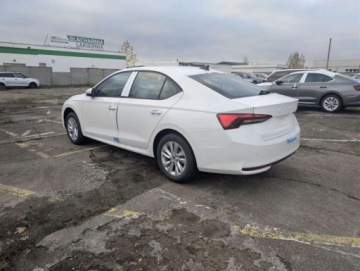 Skoda Octavia IV Liftback 1.5 TSI EVO 150KM 2025 Skoda Octavia Octavia Essence 1,5 TSI 150 kW 6- bieg. man. Wyprzedaz 2025, zdjęcie 3